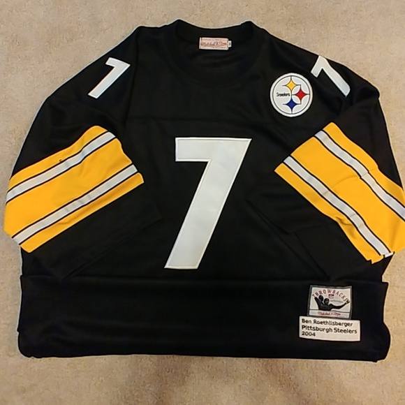 Mitchell & Ness - Picture 2 of 4